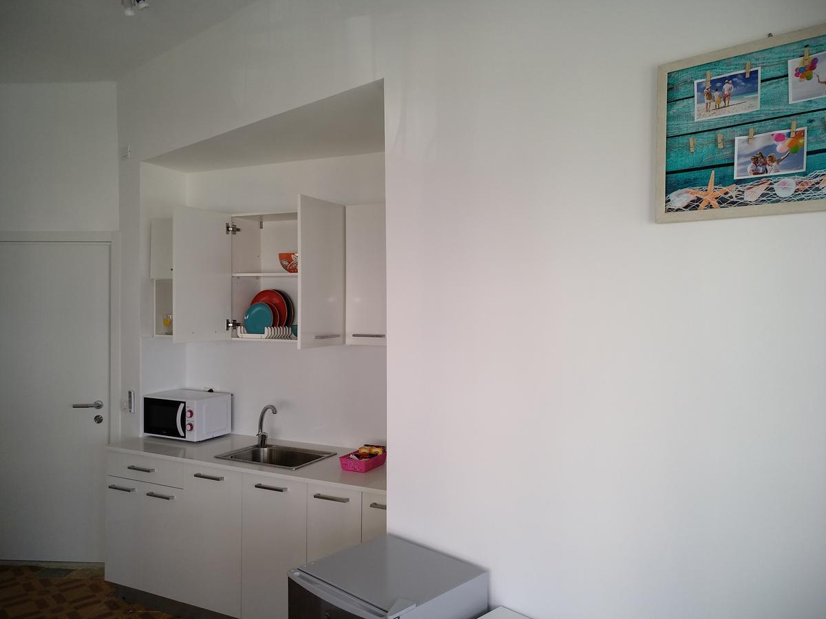 Rebecca'S Suites Netanya Esterno foto